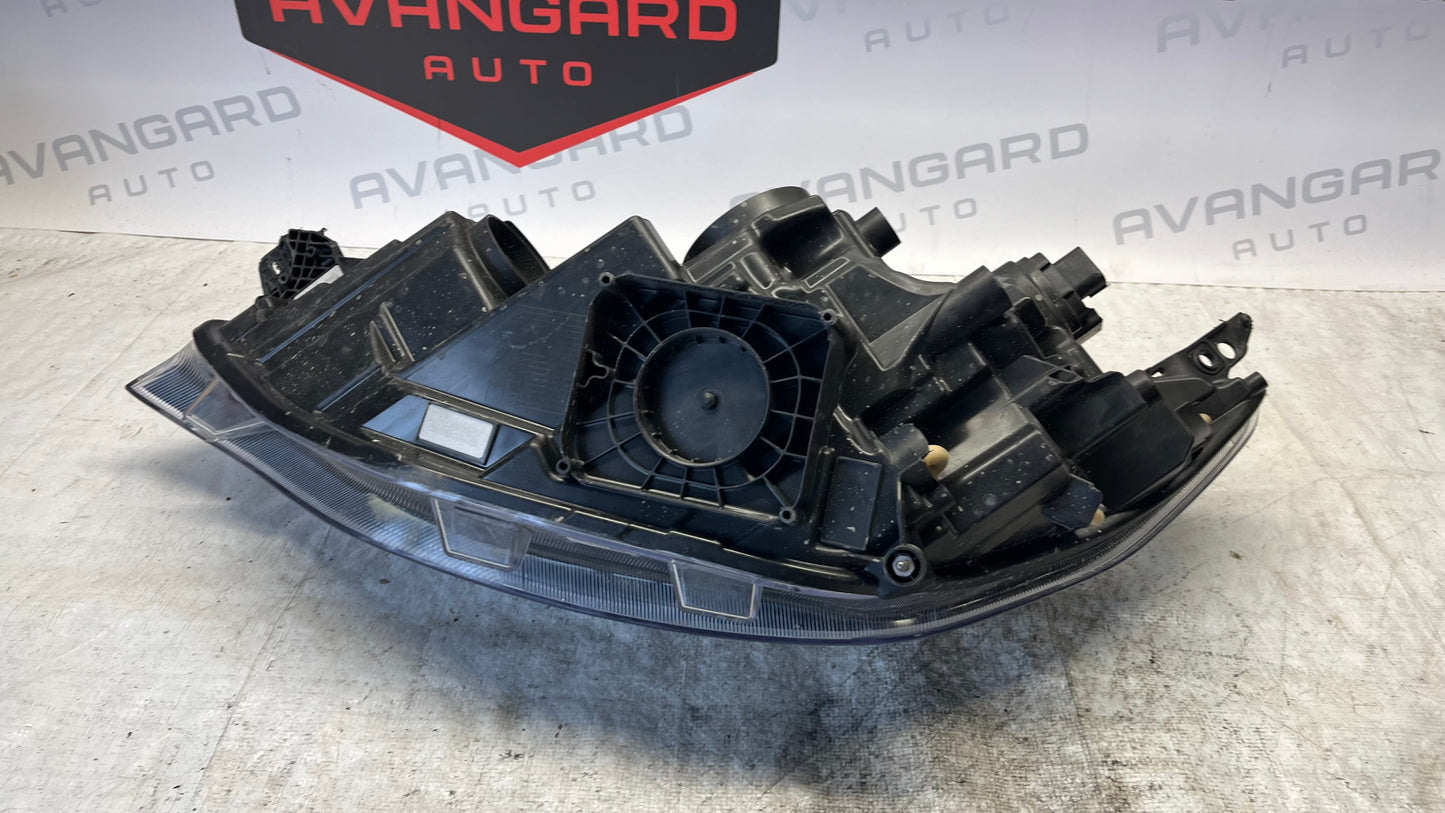 Ford Transit Custom десен фар