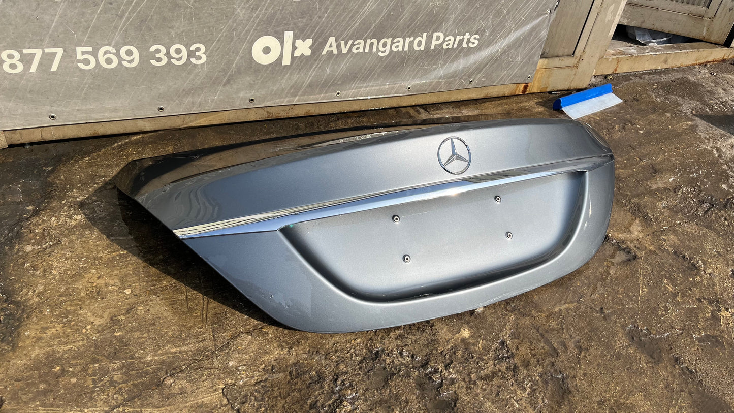 Багажна врата Mercedes C W205 2014-2021