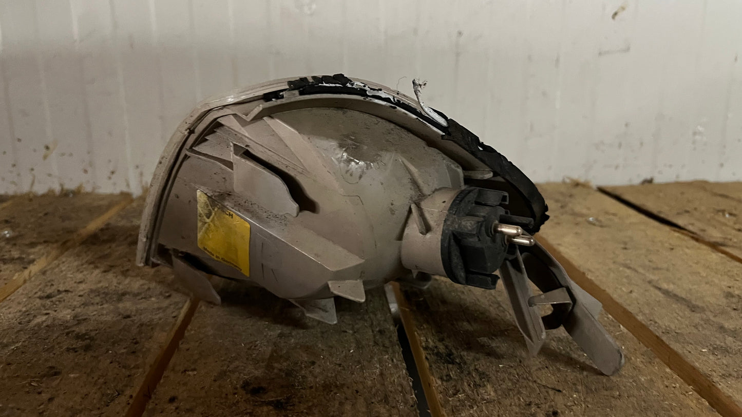 Ляв мигач Mercedes C W202