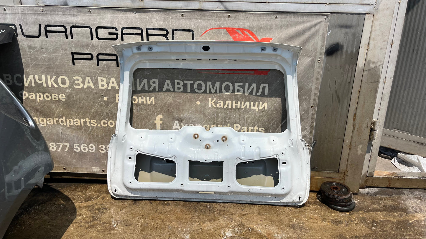 Багажна врата Fiat Panda 3
