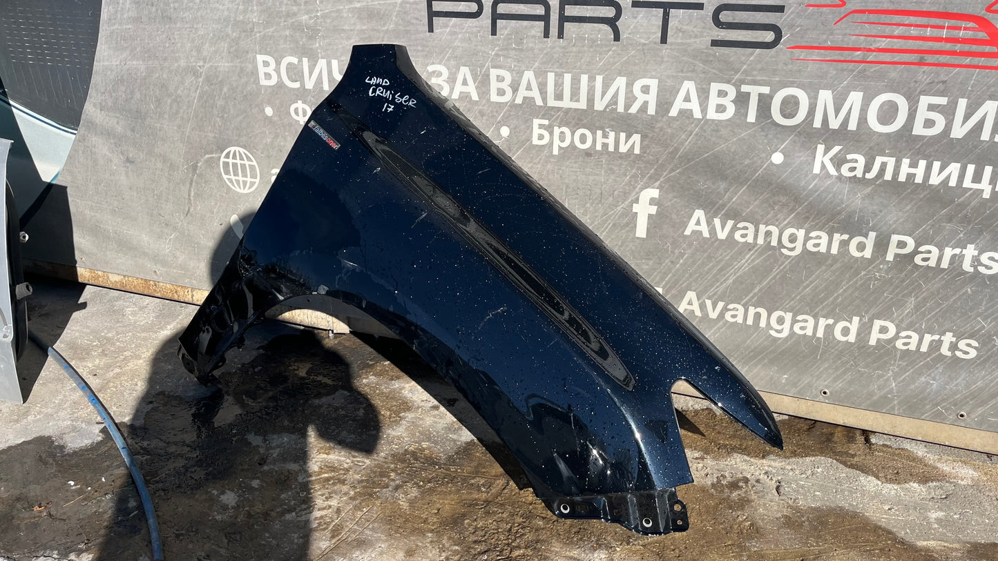 Десен калник Toyota Land Cruiser 150 2009-2013