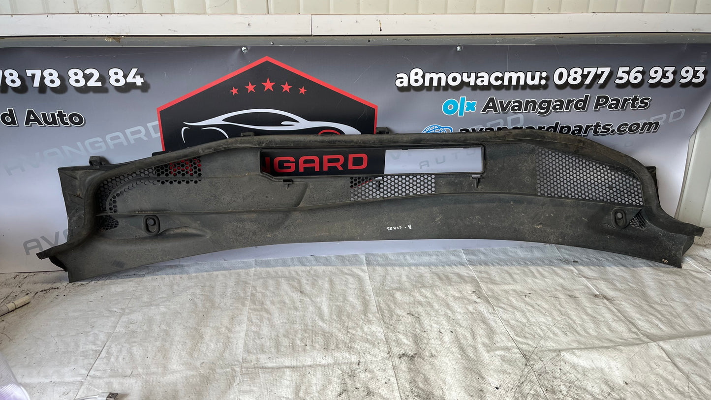 Mercedes A W169 решетка под чистачки