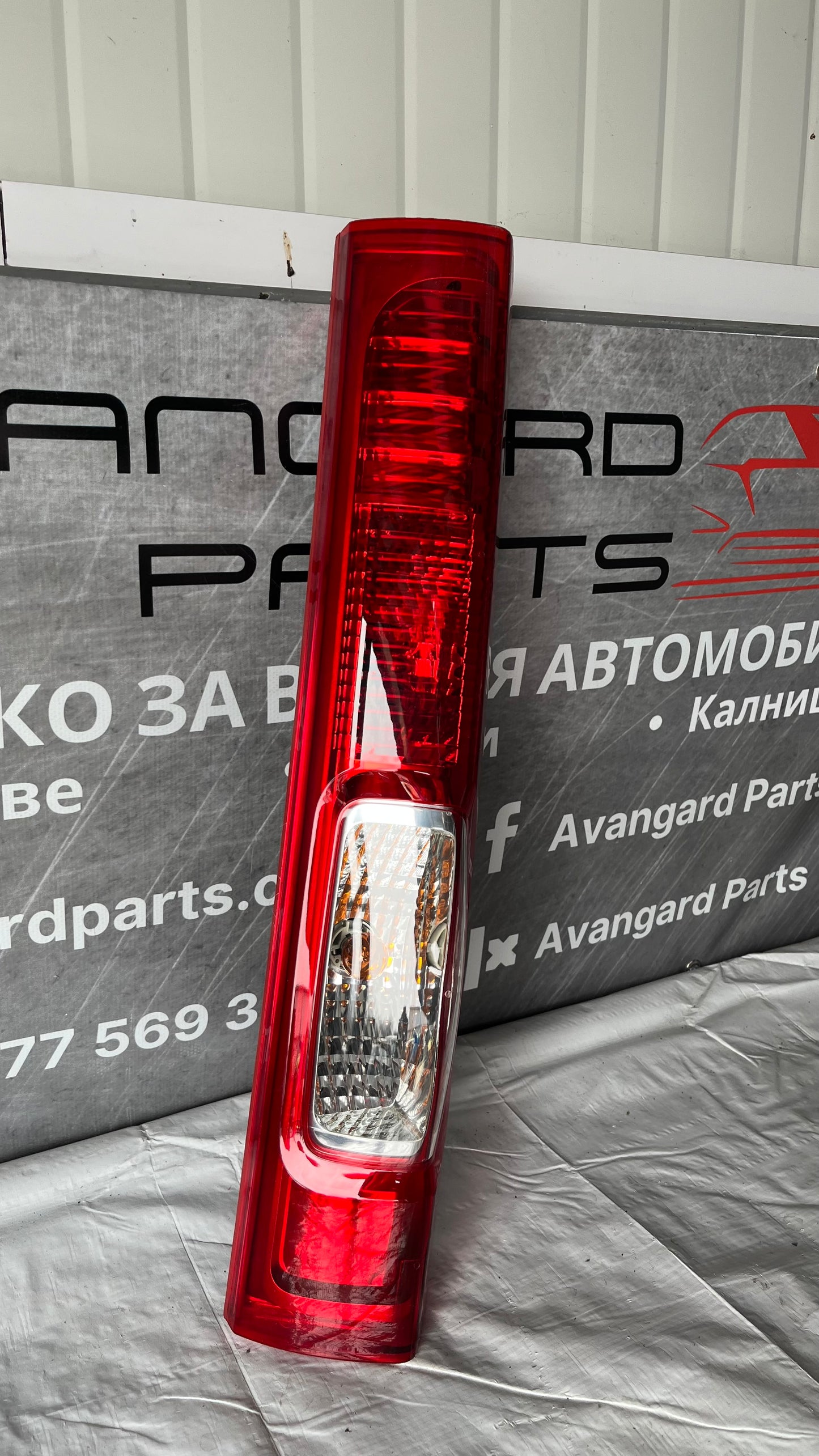 Десен стоп Renault Traffic 2 (2009-2014)