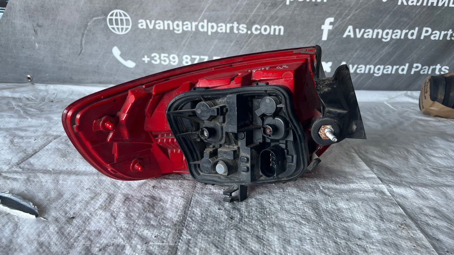 Десен стоп Audi A4 B8 2007-