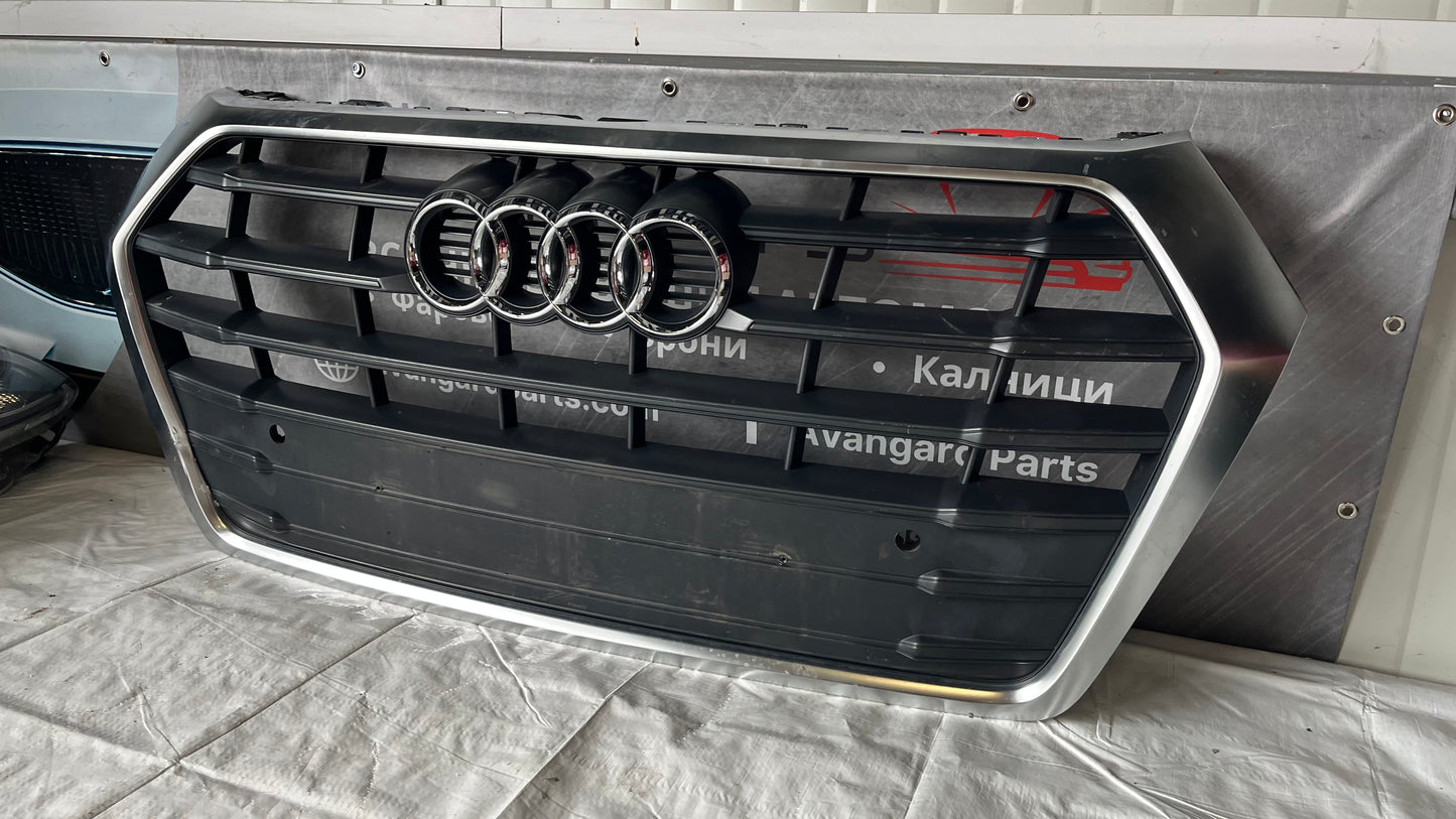 Предна решетка Audi Q5 S-Line 2018-2020