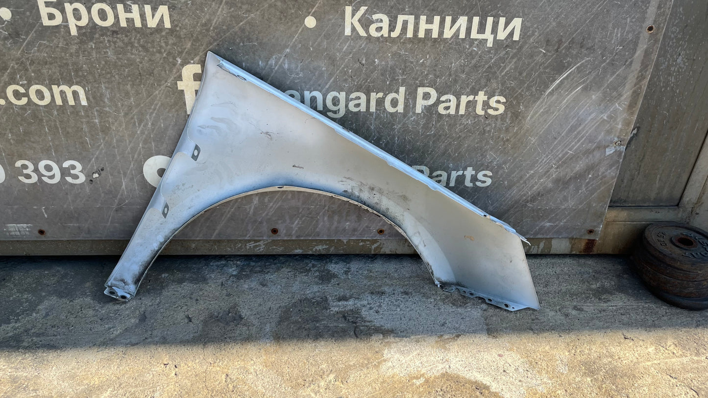 Преден ляв калник Peugeot 208 2012-2019