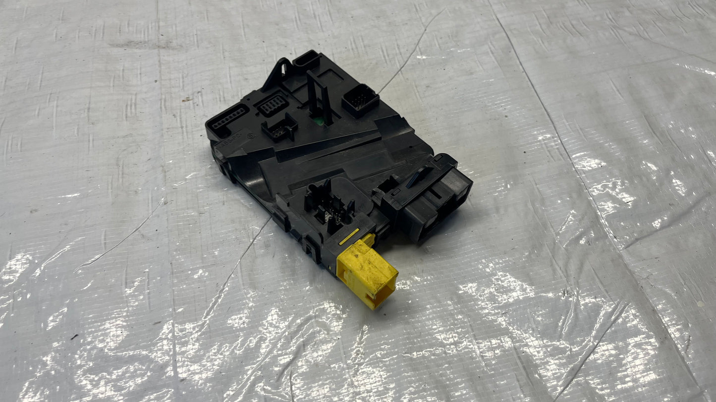 Vkswagen Touran 1 модул волан