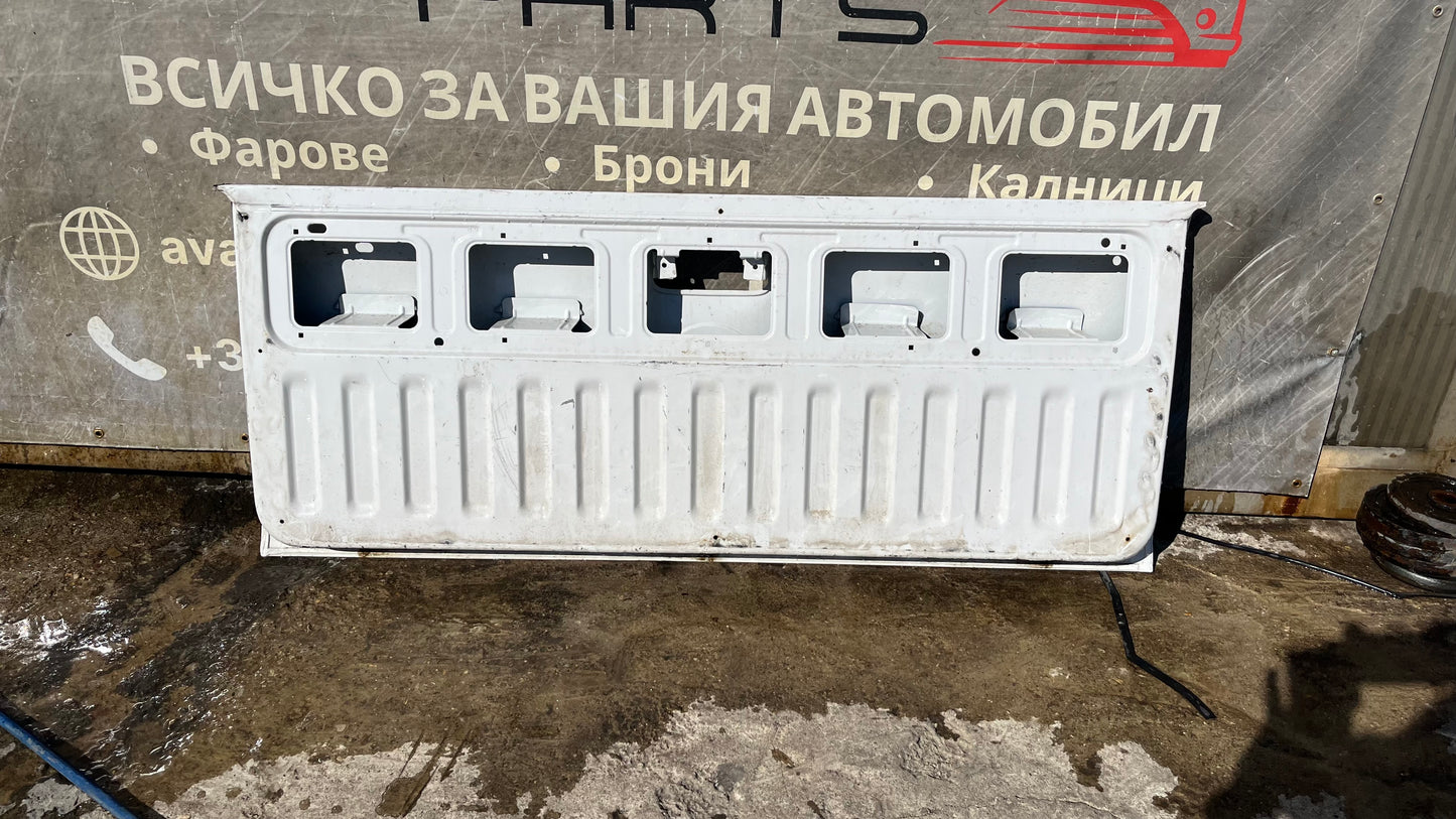 Багажна врата на пикап VW Amarok 2010-2020