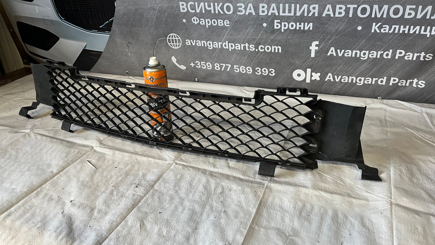 Предна решетка Mercedes V W447 Facelift 2014-