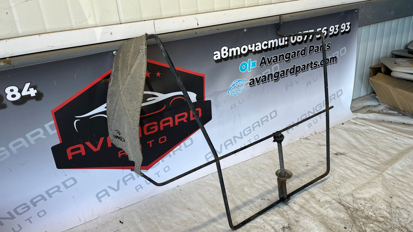 Peugeot Expert 07- стойка за резервна гума