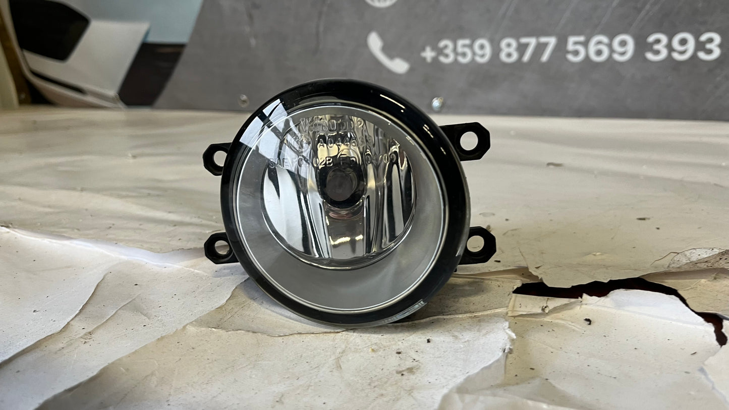 Десен халоген Toyota Avensis 2003-2009