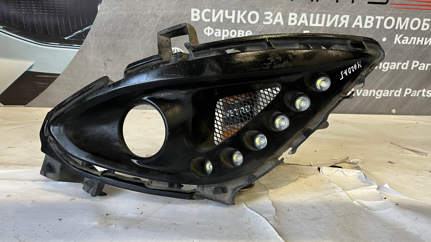 Лява решетка за халоген Mazda 3 (2010-2018)