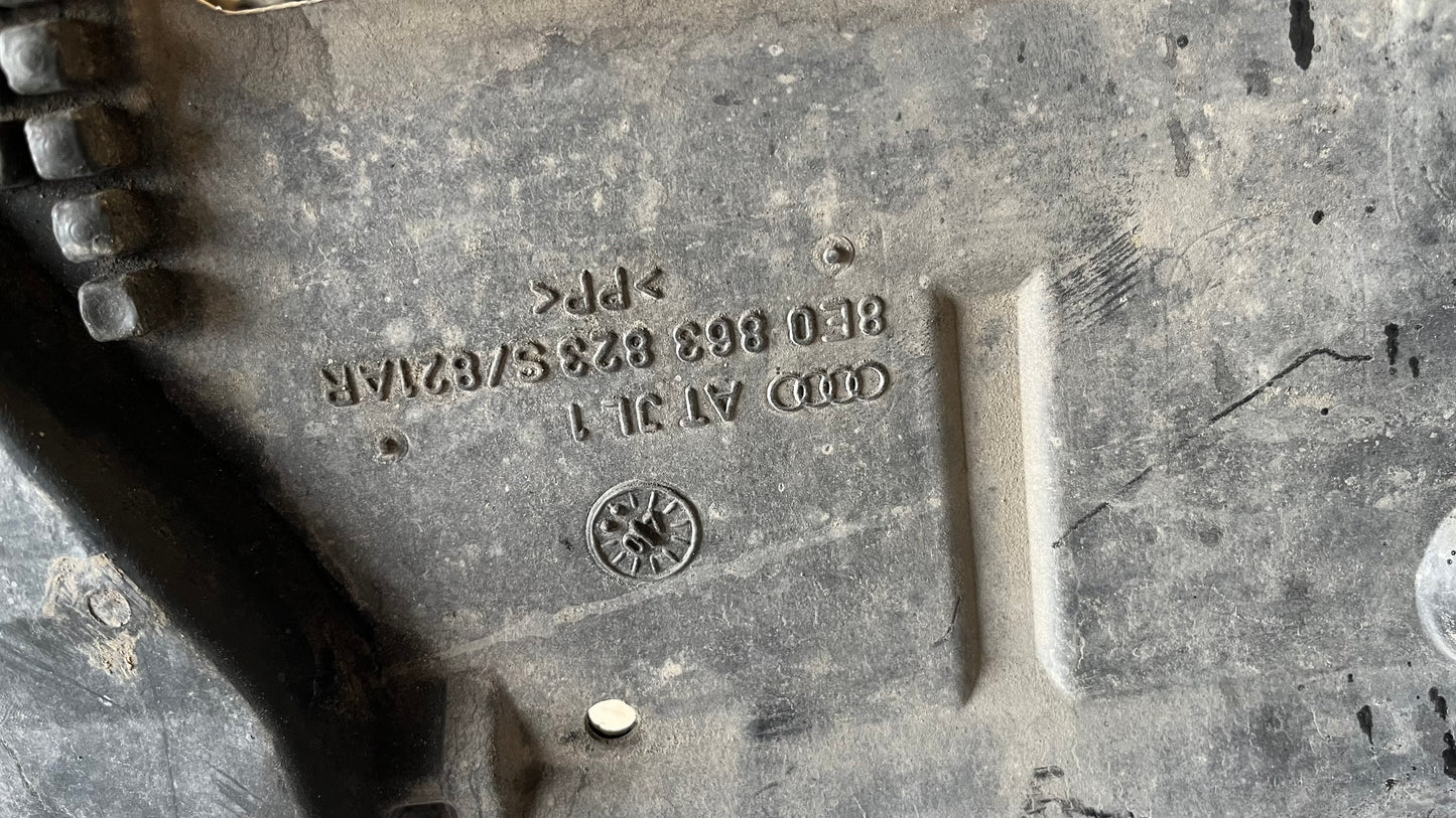 Audi A4 B7 кора под предна броня