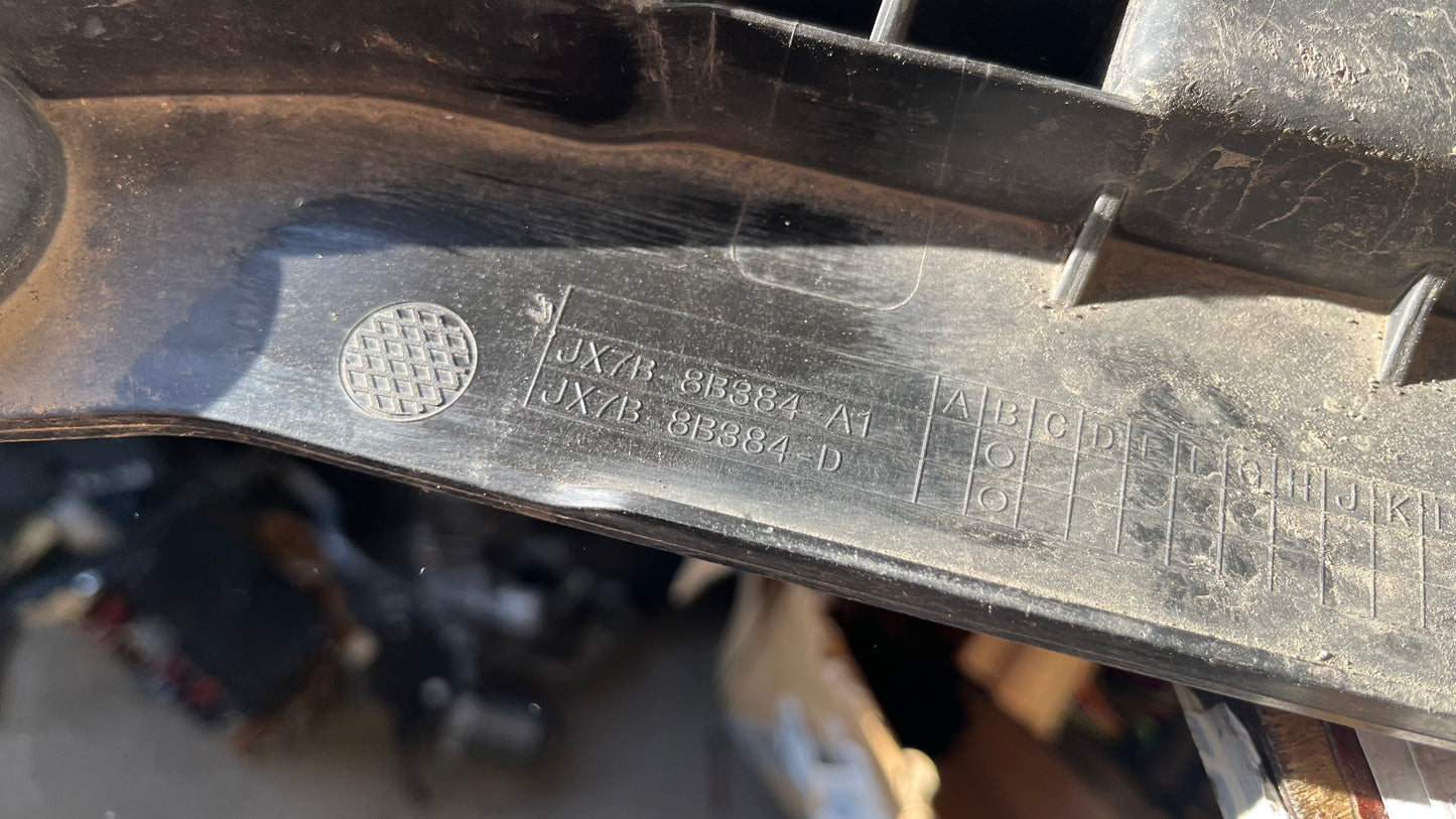 Ford Focus 4 кора под предна броня