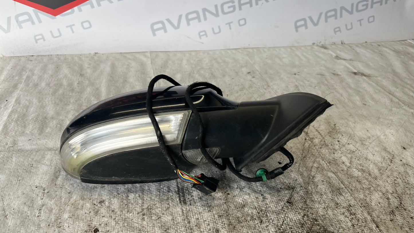 Volkswagen Passat B6 дясно огледало