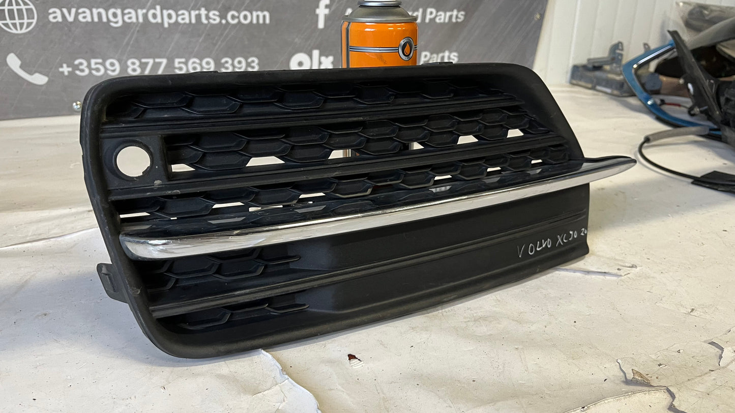 Лява решетка за халоген Volvo XC90 2 2016-