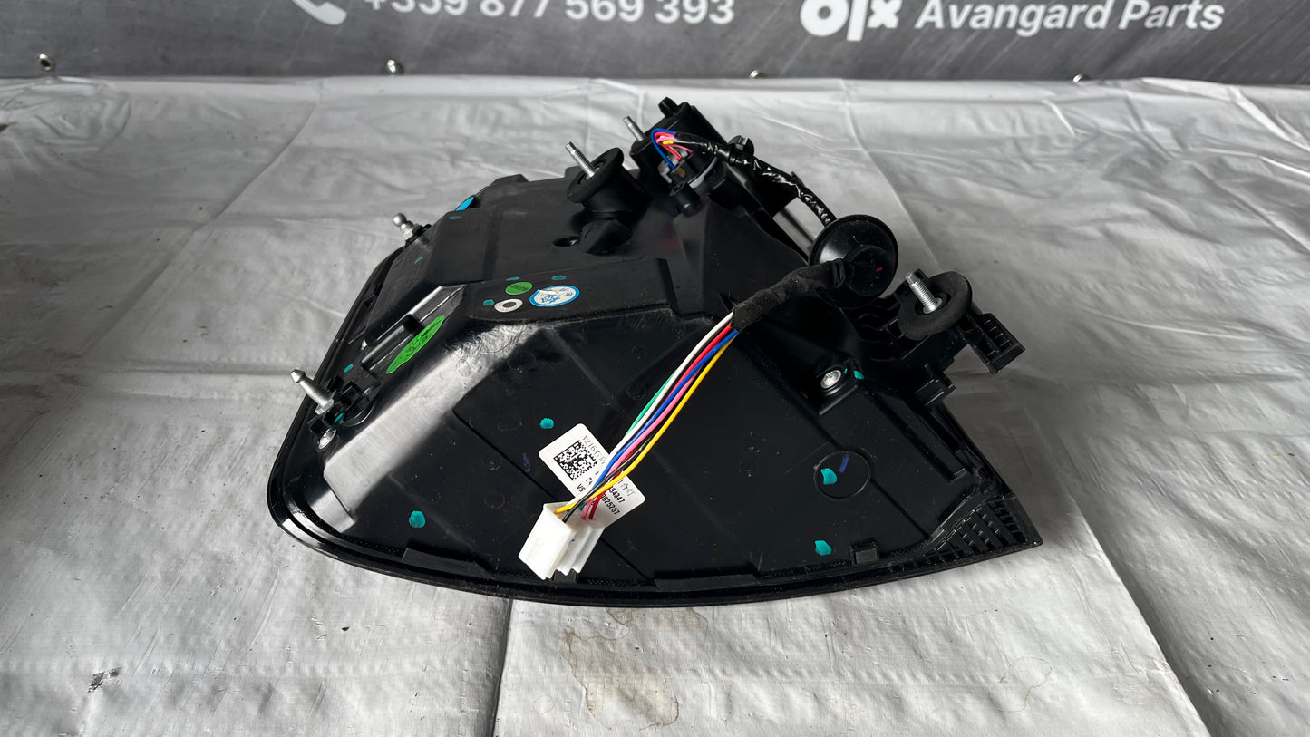 Десен стоп Volvo EX30 2023-