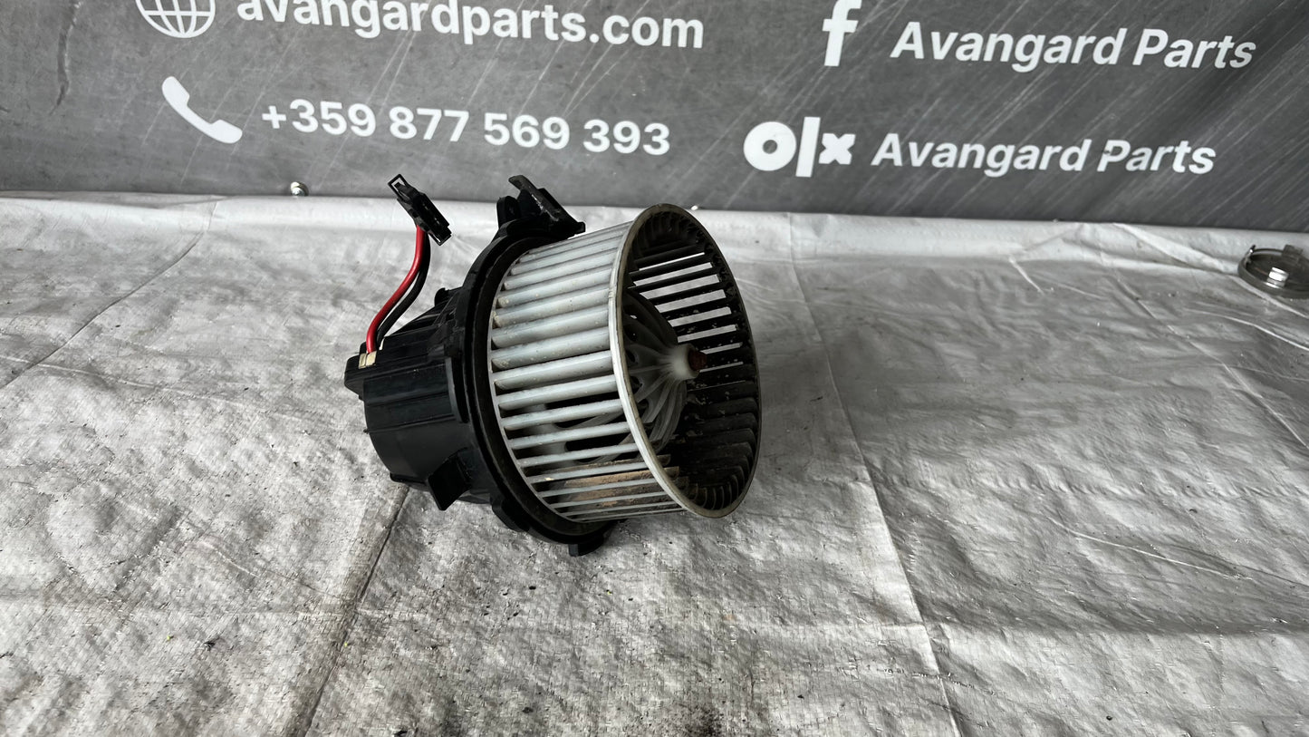Вентилатор парно Audi A4 B8