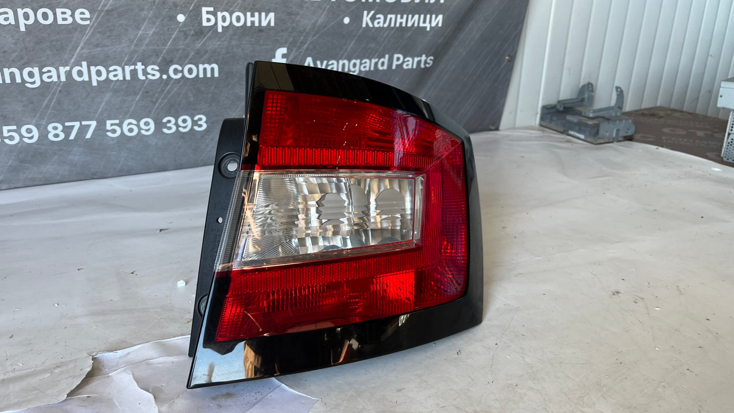 Десен стоп Skoda Fabia 3 комби 2015-2022
