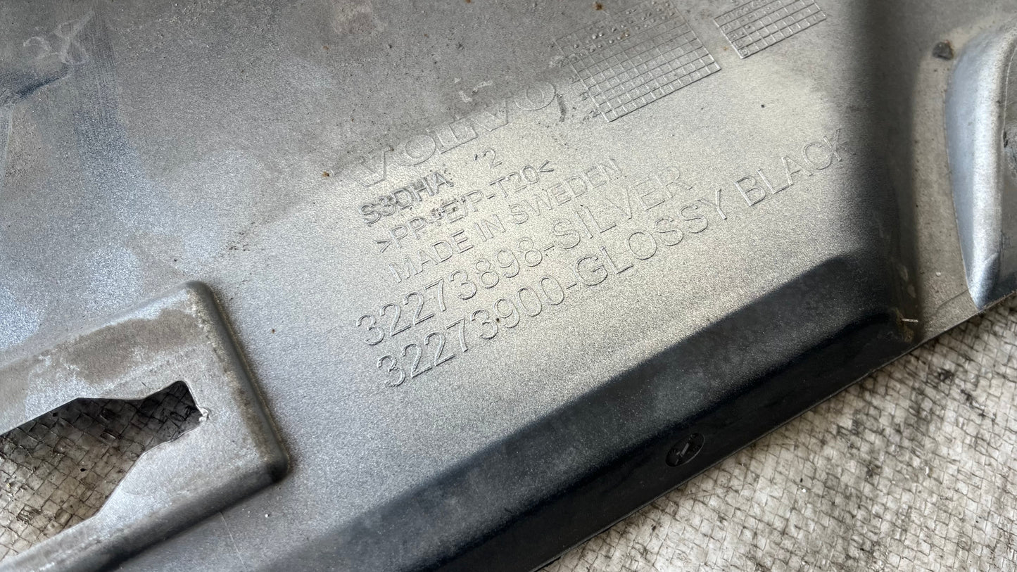Volvo XC40 21- дифузьор