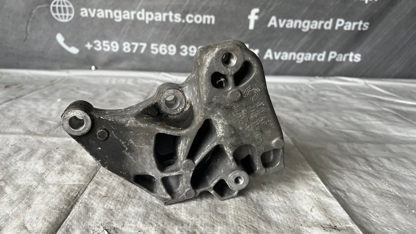 Скоба за двигател Audi A3 2006-2013
