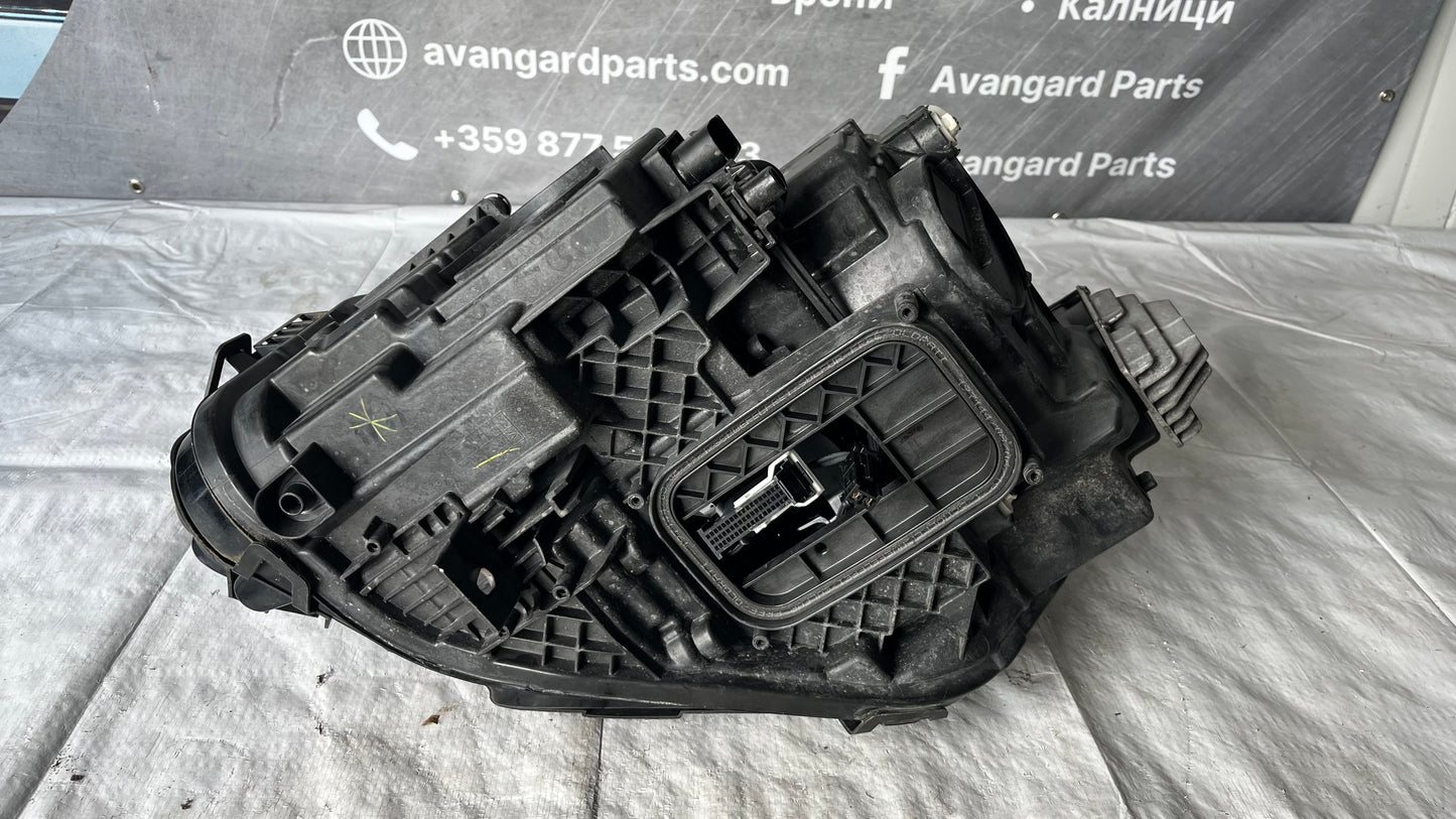 Десен фар Mercedes GLB W247