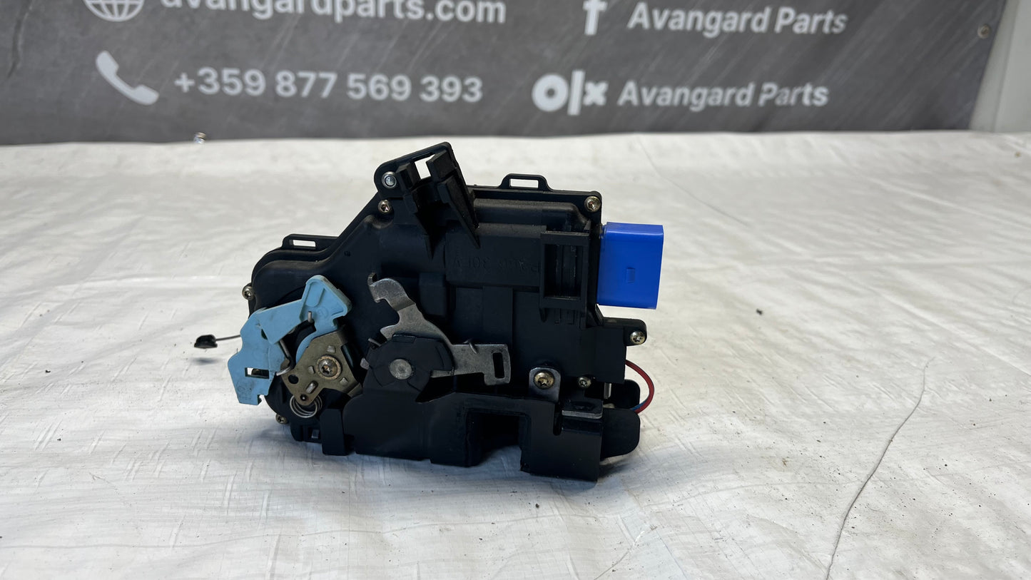 Seat Altea предна лява брава