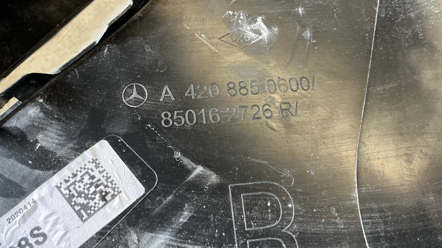 Mercedes Citan W420 21- десен ъгъл на задна броня