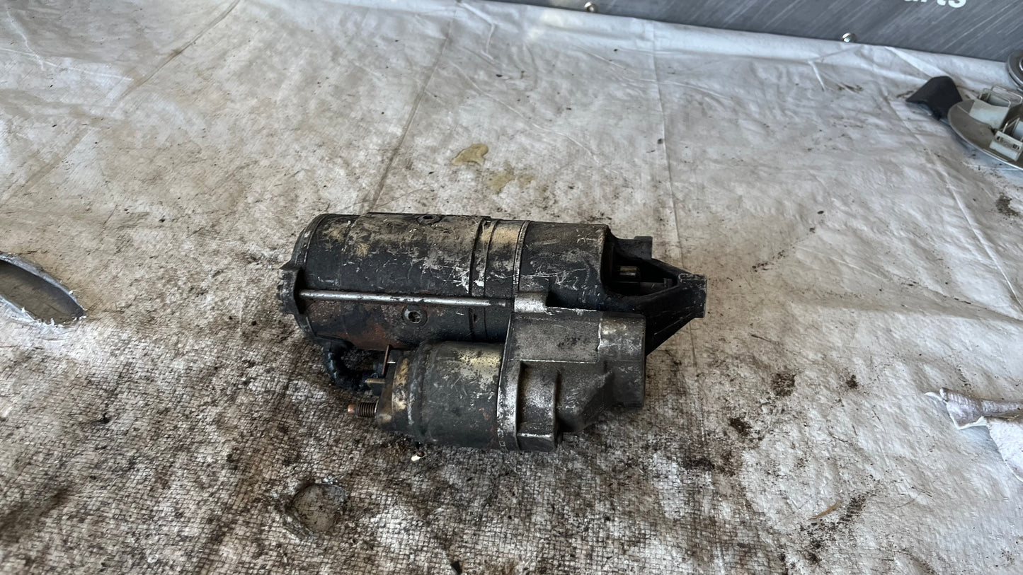 Citroen C5 2001- стартер