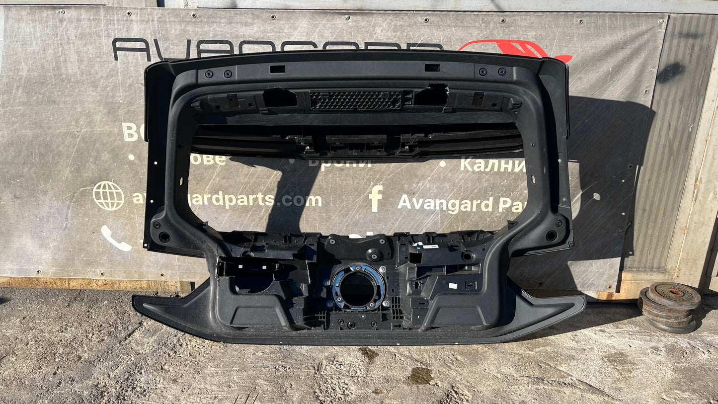 Багажна врата VW ID3 2019-