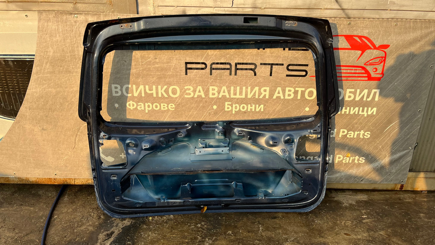 Багажна врата VW Sharan 2011-