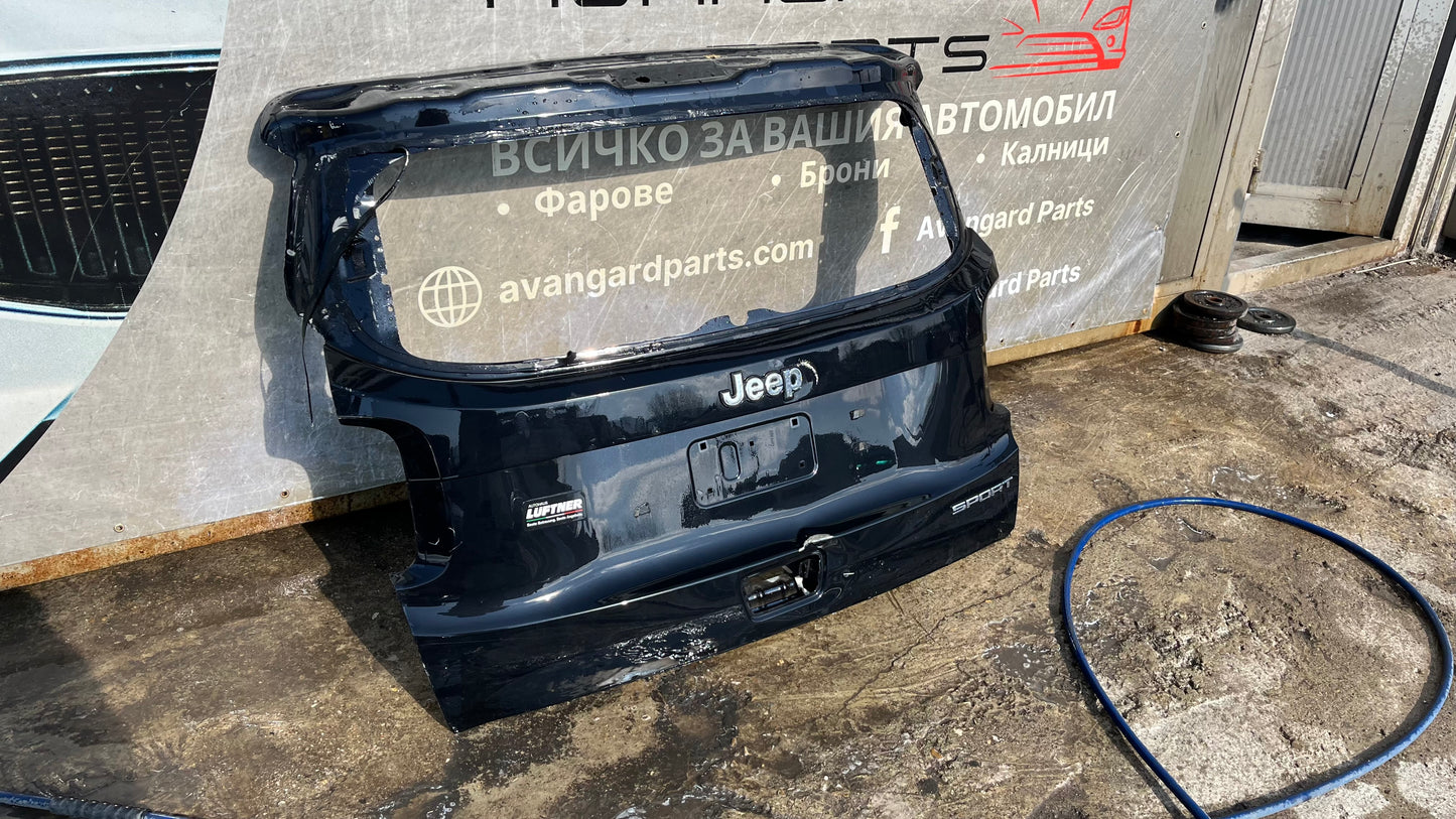 Багажна врата Jeep Renegade 2014-