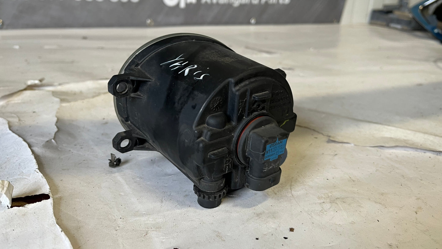 Десен халоген Toyota Yaris 2006-2016