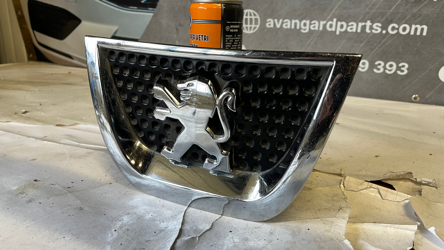 Решетка с емблема Peugeot 3008 (2009-2016)