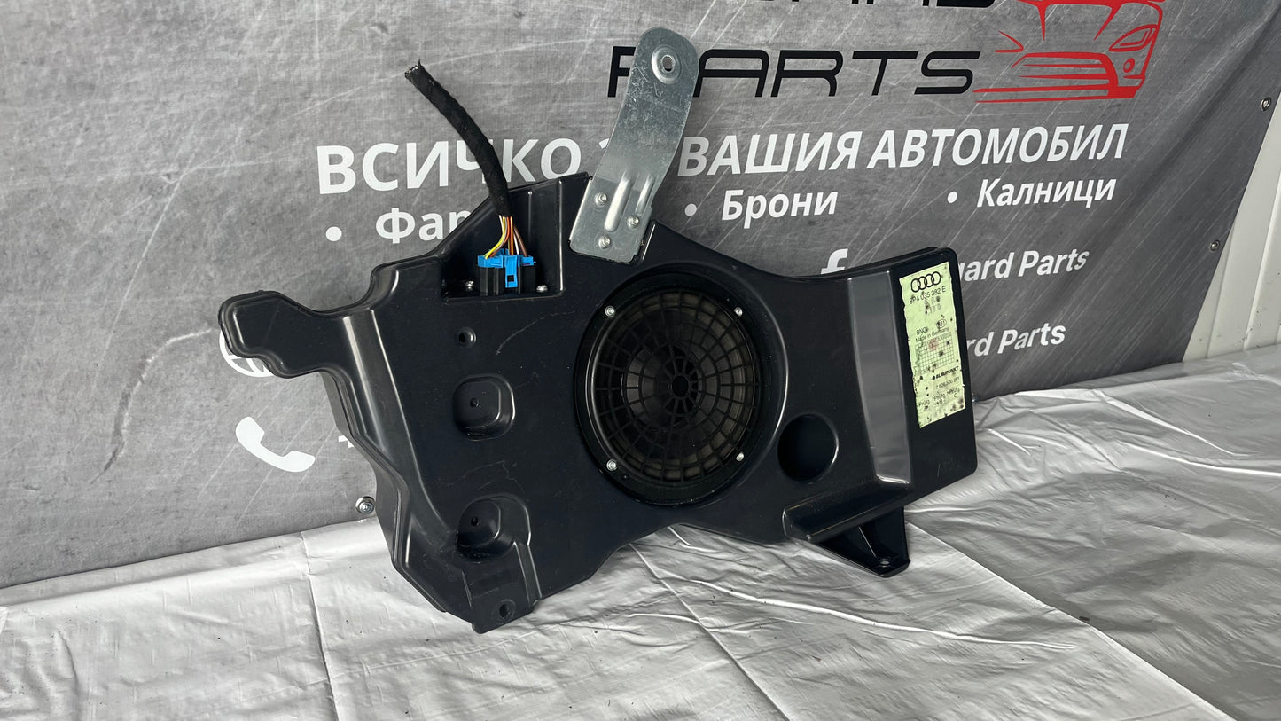 Субуфер Audi A3 8P 2003-2013