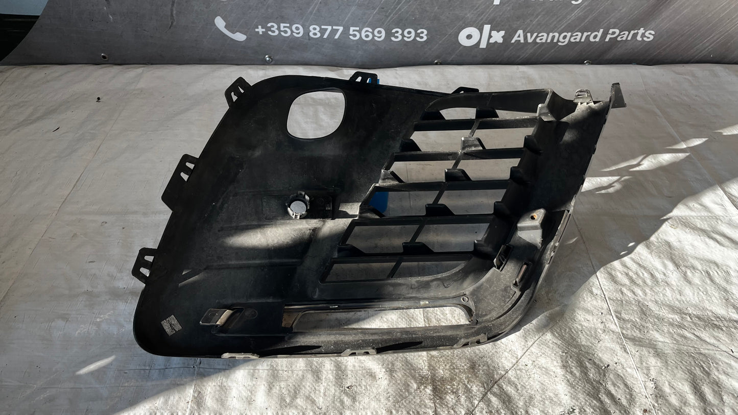 Peugeot Expert 16 решетка за халоген