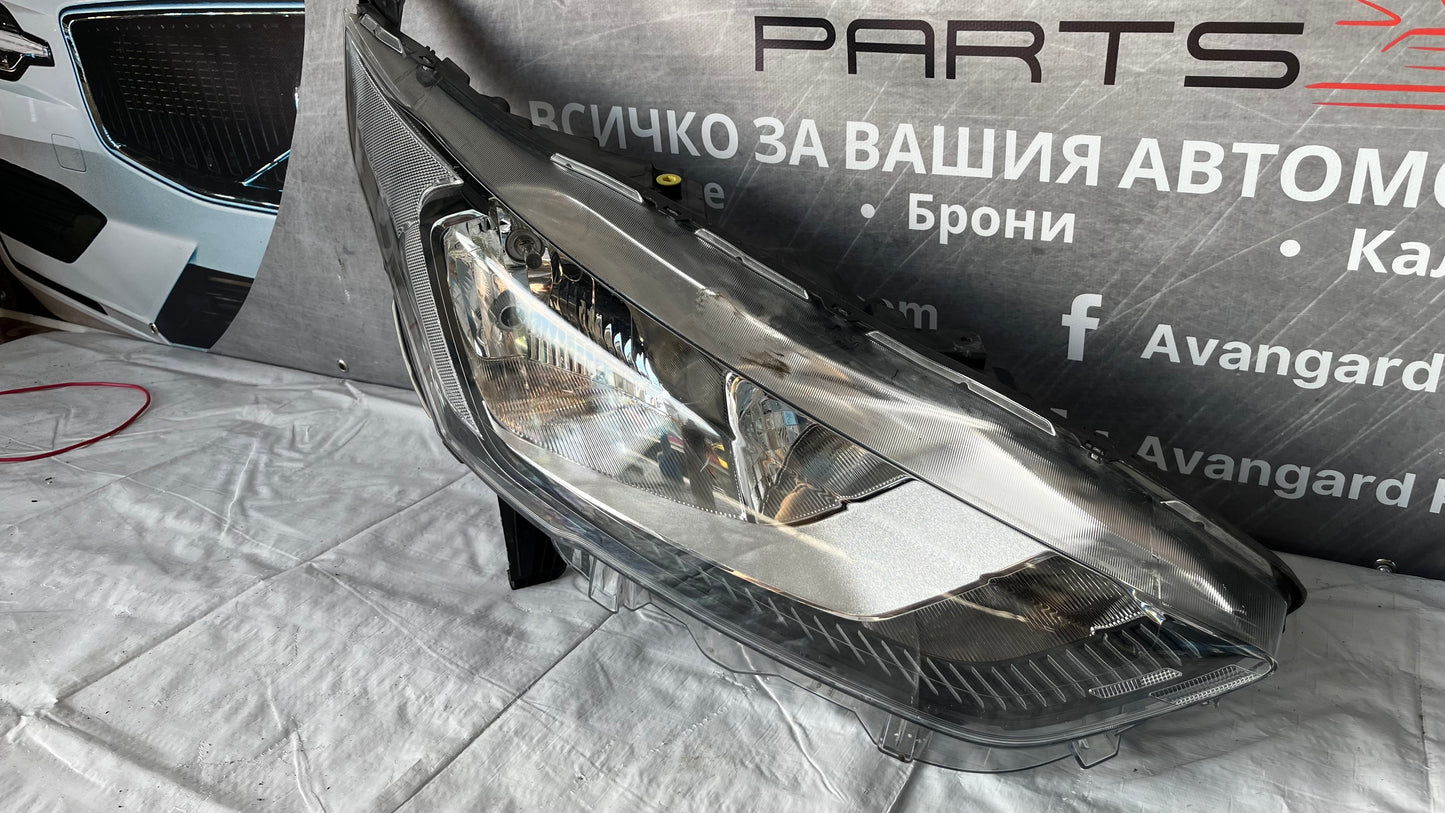 Десен фар Ford Transit Connect