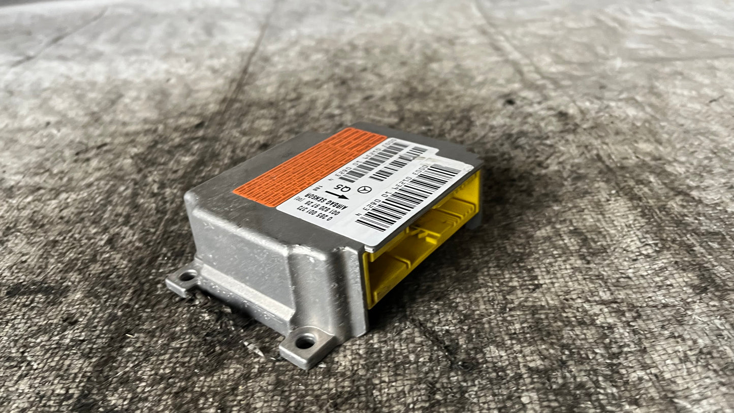 Mercedes C W203 еърбег модул