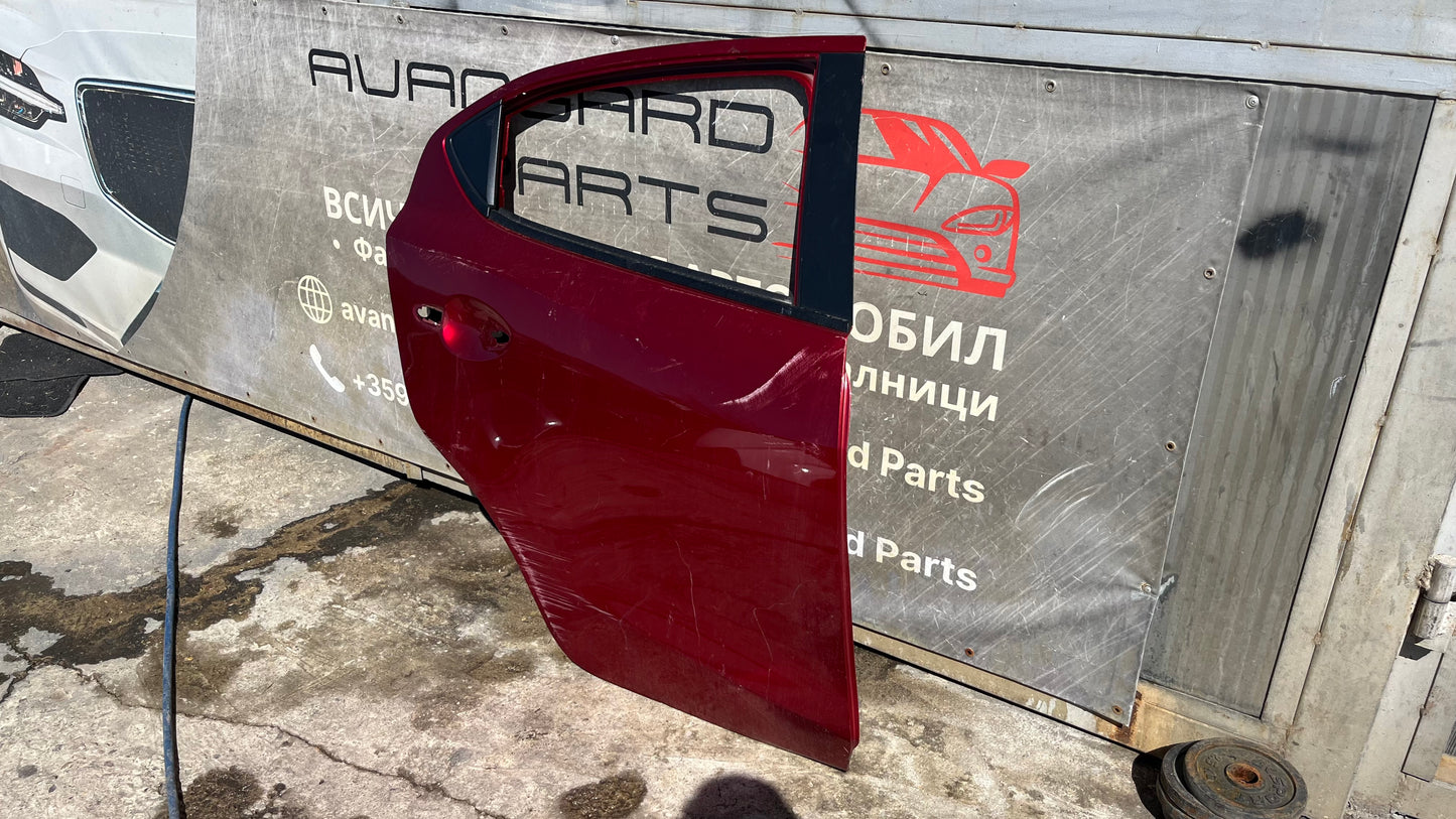 Задна дясна врата Mazda 3 2014-2018