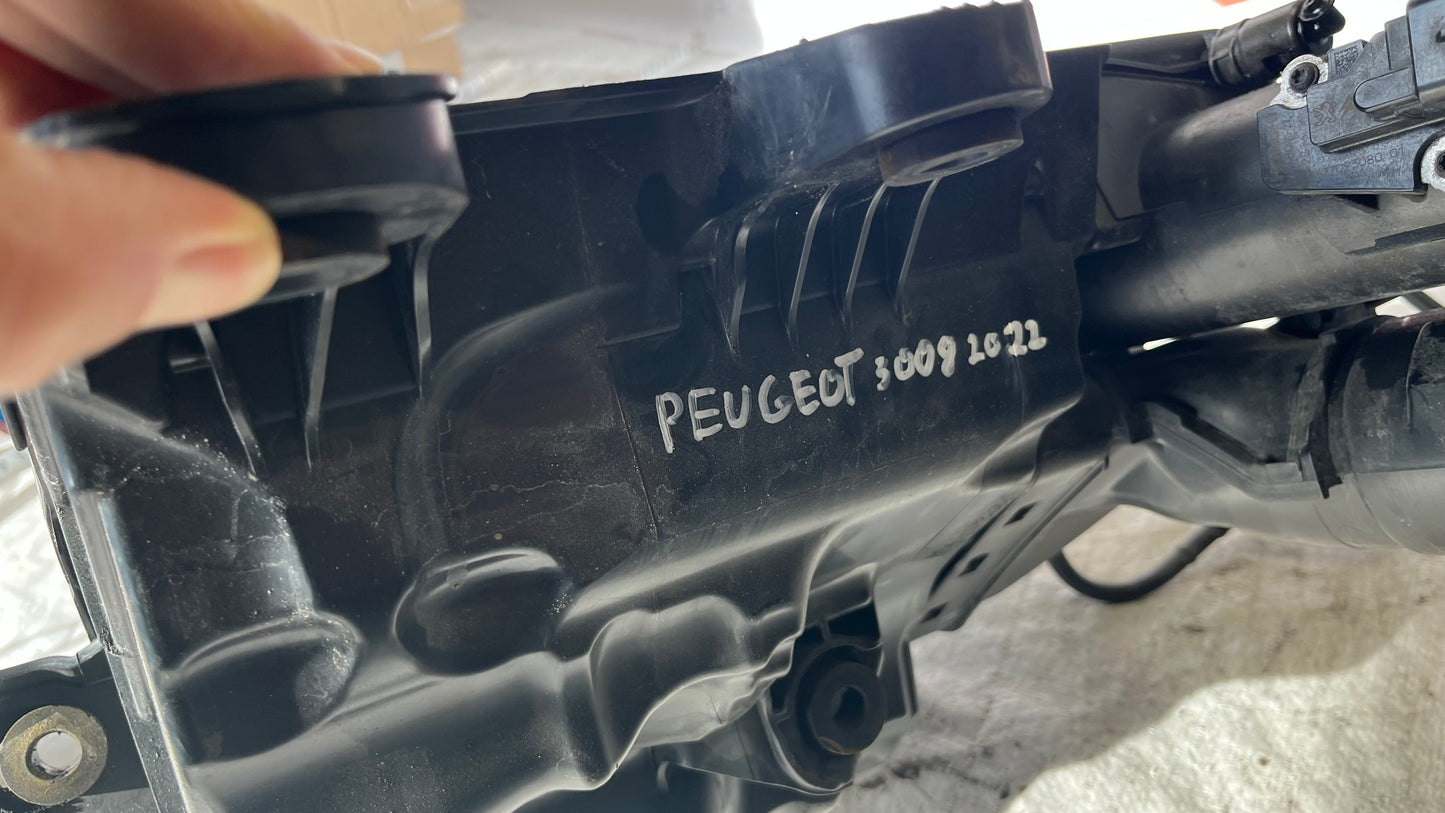 Peugeot 3009 22- кутия въздушен филтър