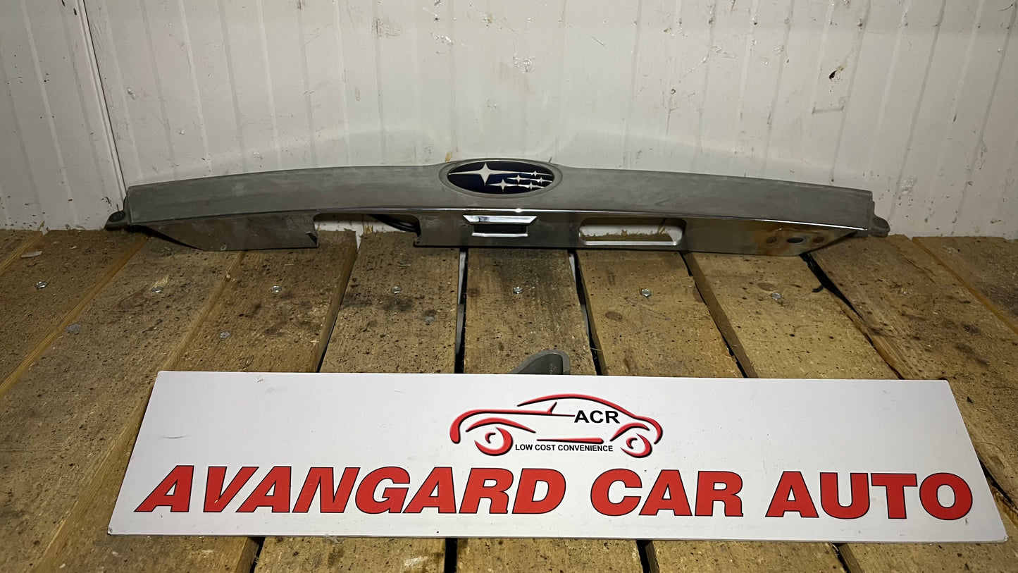 Лайстна на багажник Subaru Impreza