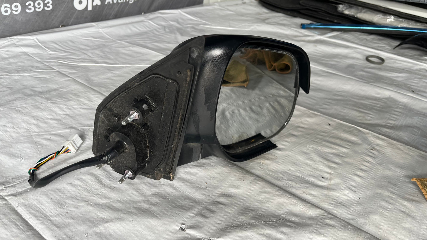 Дясно огледало за Mitsubishi Outlander 2 2006-2012)