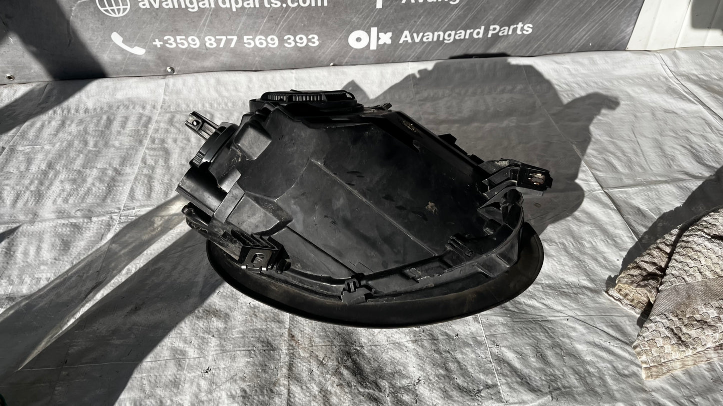 Mini Cooper F56 десен фар