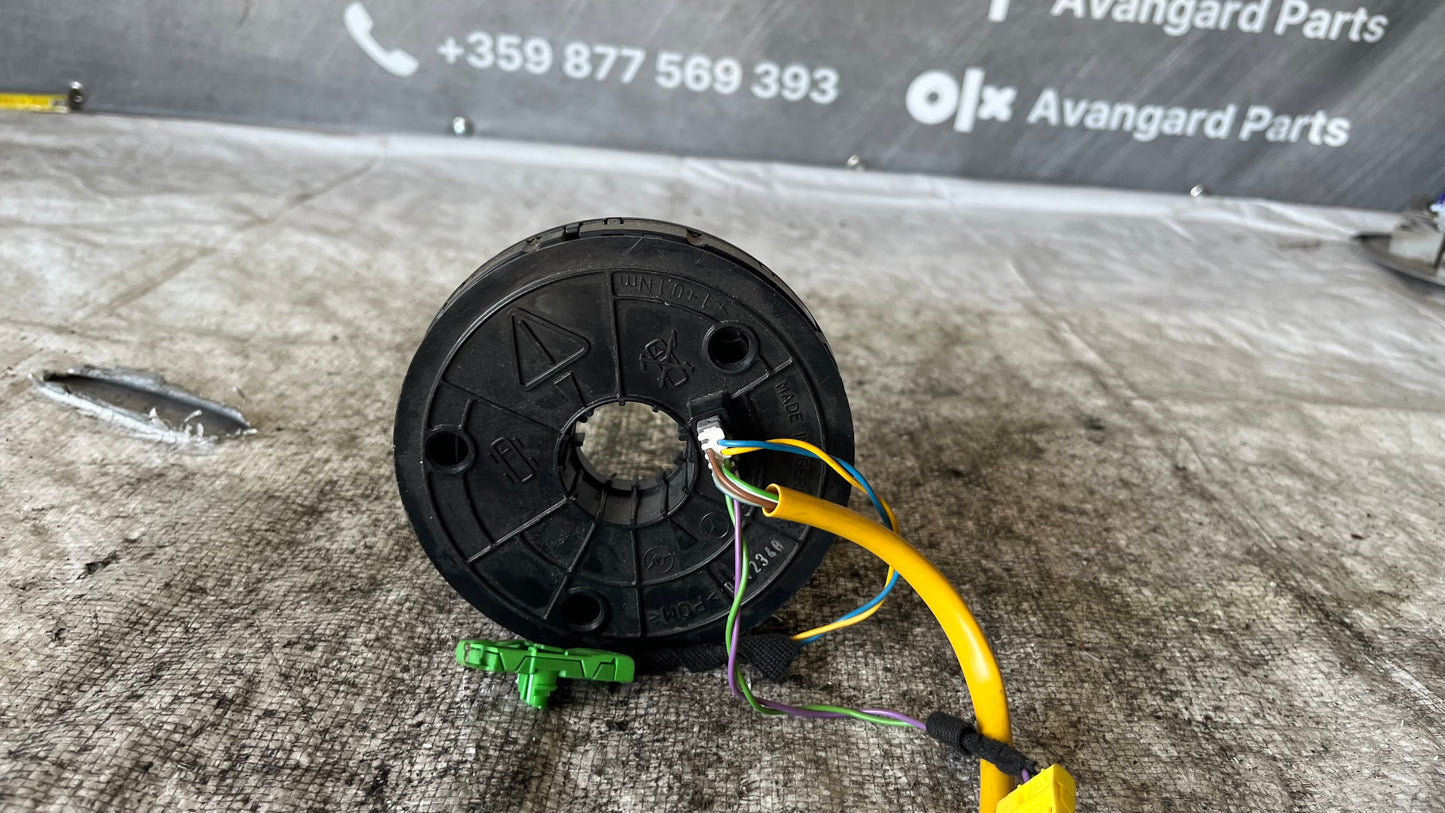 Mercedes C W203 лентов кабел