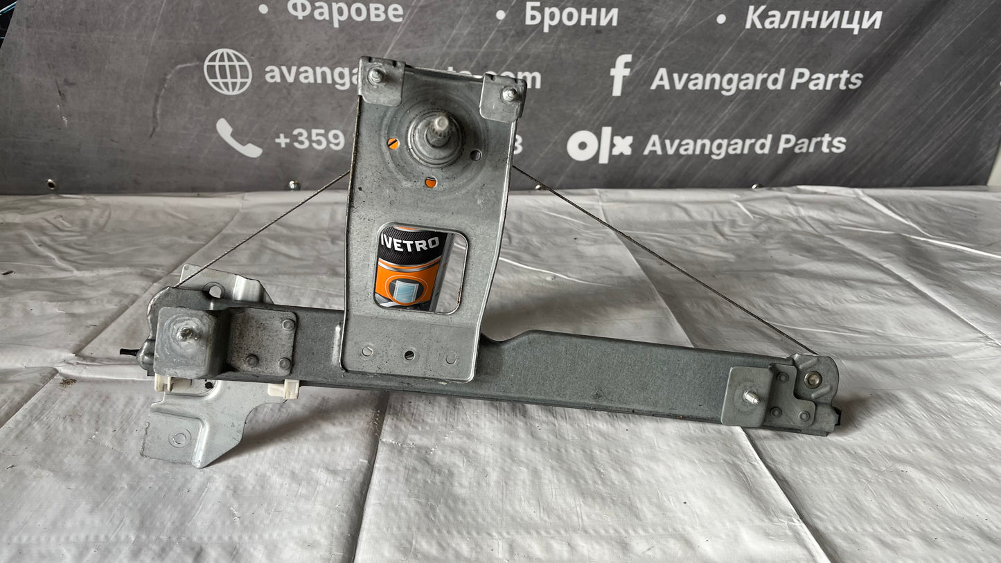 Стъклоповдигач за задна дясна врата Dacia Duster/Dacia Sandero