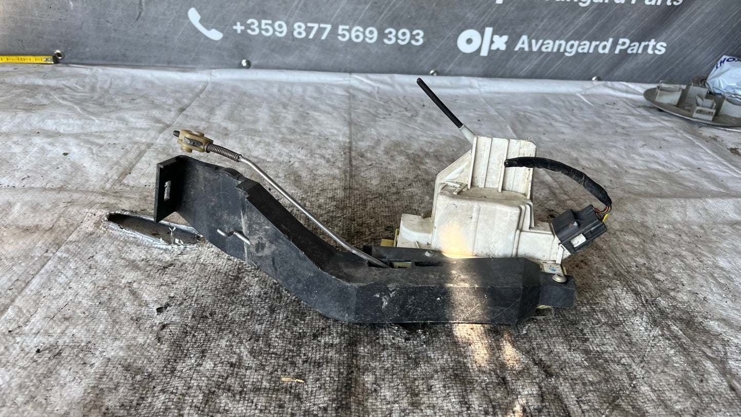 Ford Focus 4 предна лява брава