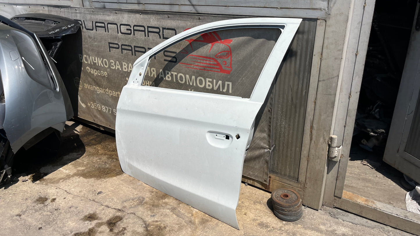 Предна лява врата Mitsubishi Spacestar