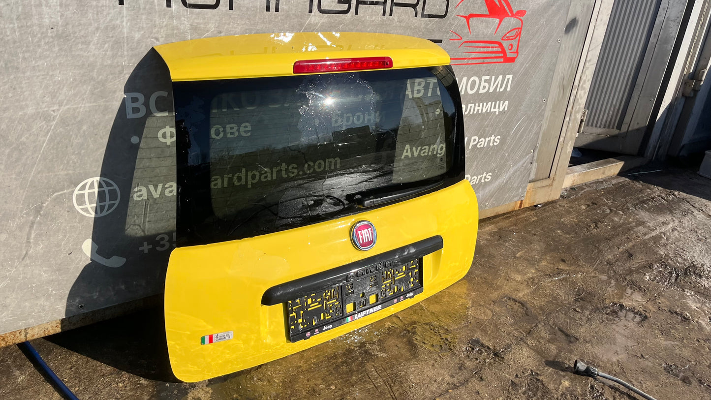 Багажна врата Fiat Panda 3 Cross 2021г.