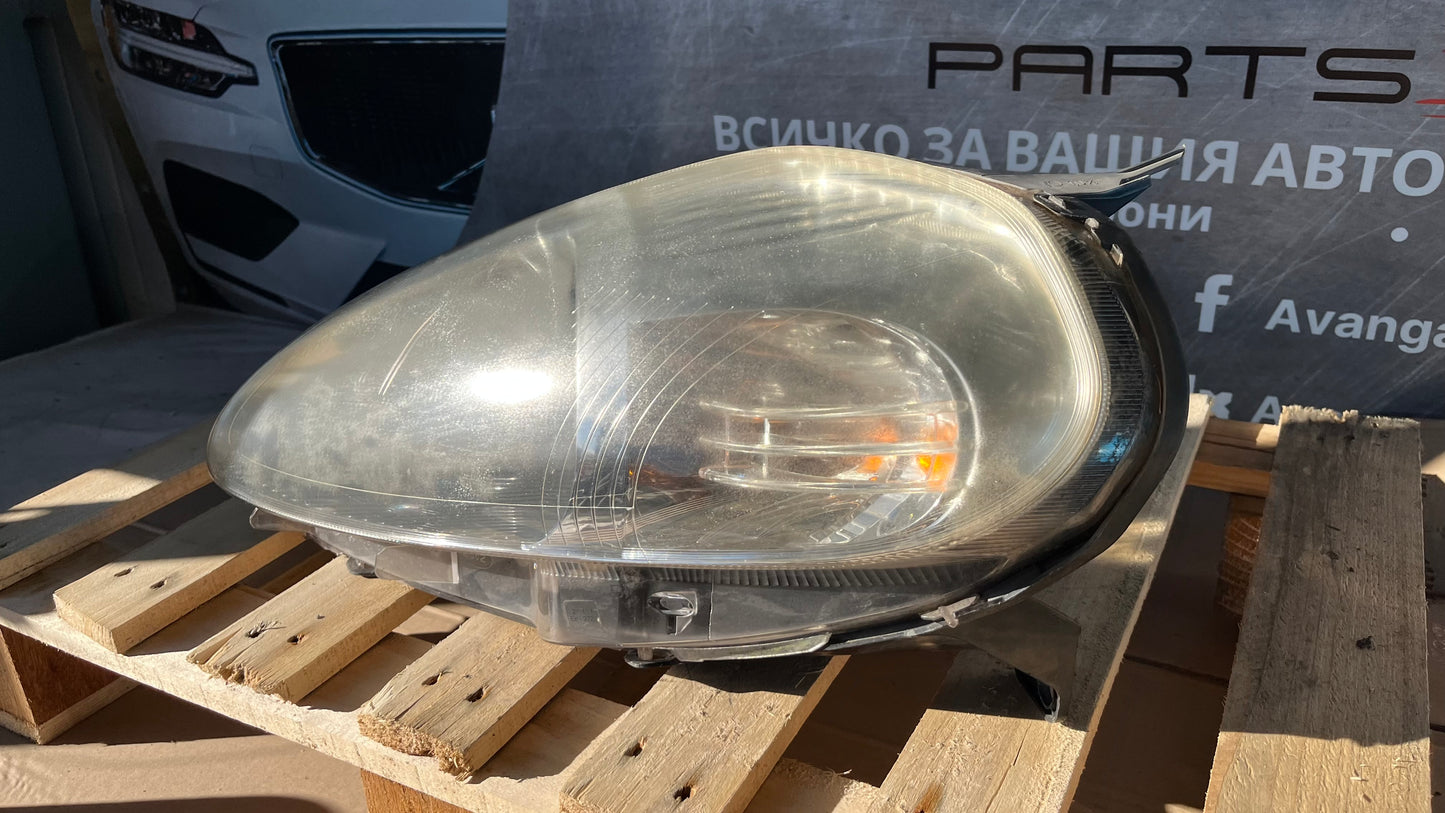 Ляв и десен фар Fiat Grande Punto 2005-2012