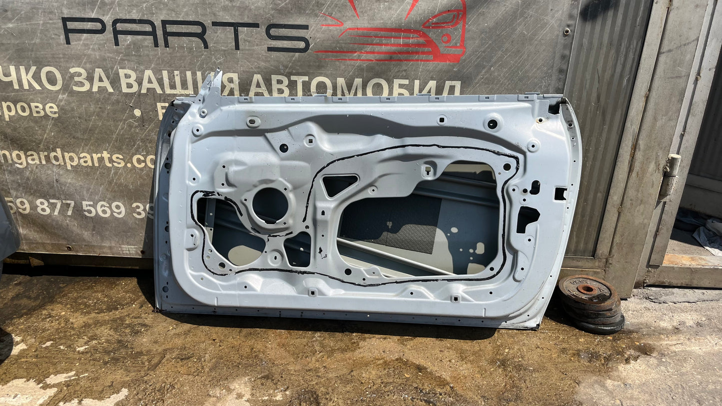 Предна дясна врата Mini Cooper F56 2014-2024